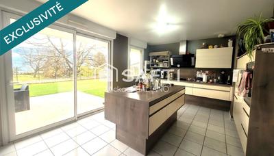 Maison - 105 m² - 6 pièces