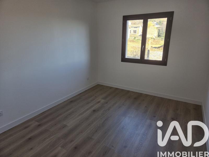 Maison - 104 m² - 4 pièces