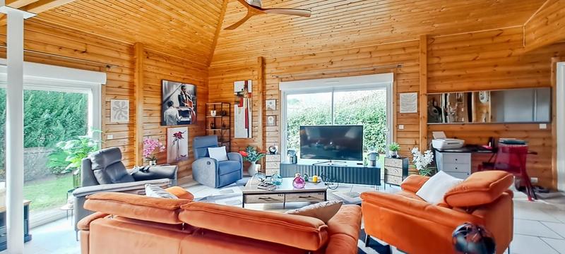 Maison - 108 m² - 4 pièces