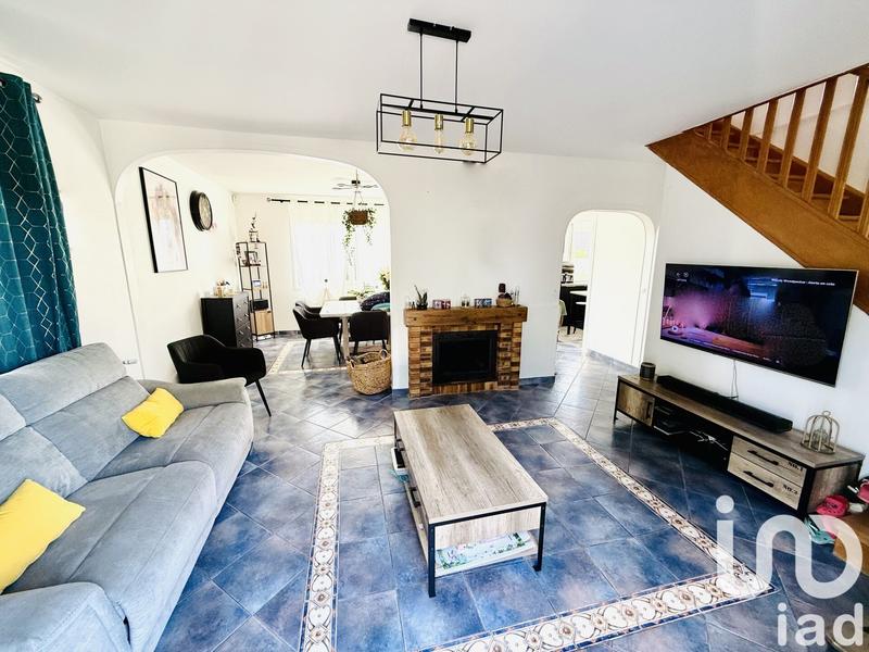 Maison - 180 m² - 8 pièces