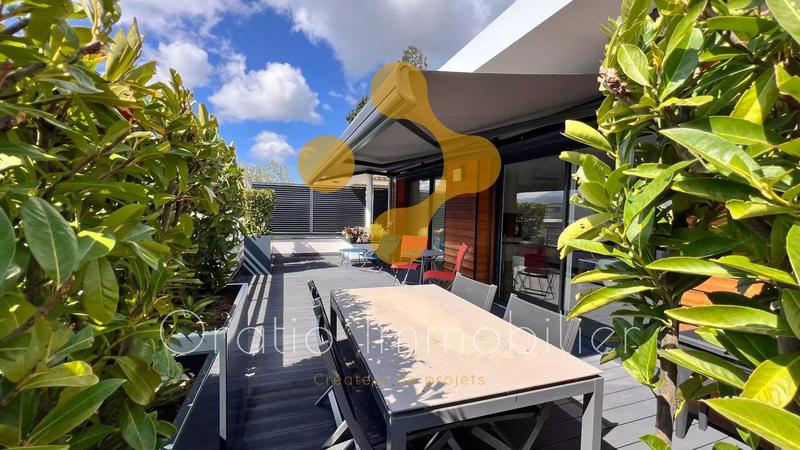 Appartement - 103 m² - 4 pièces