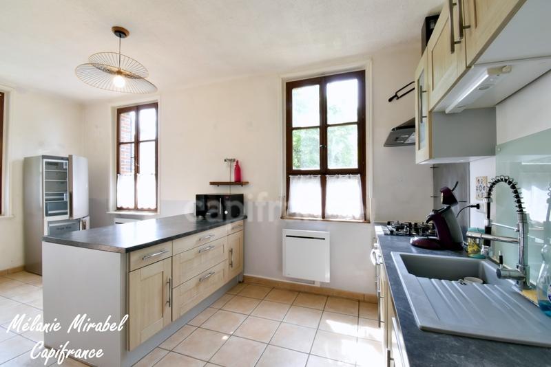 Maison - 137 m² - 6 pièces