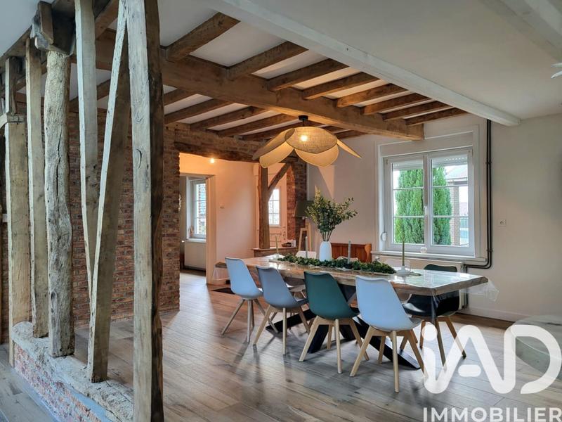 Maison - 206 m² - 5 pièces