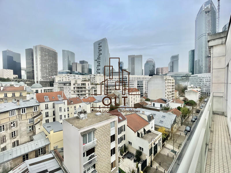 Appartement - 99 m² - 4 pièces