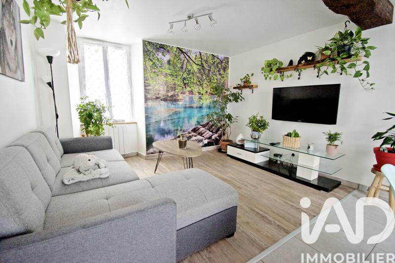 Maison - 98 m² - 5 pièces