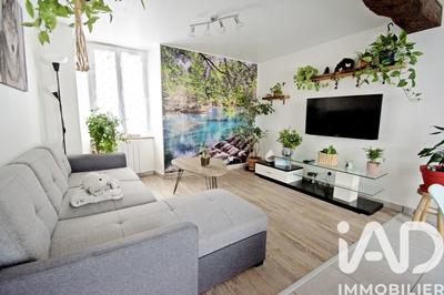 Maison - 98 m² - 5 pièces