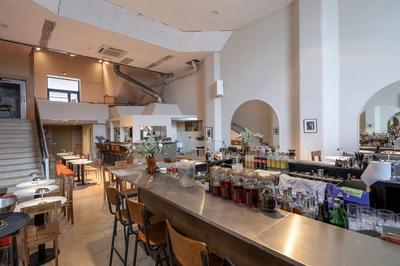 Local commercial - 180 m² - 1 pièce