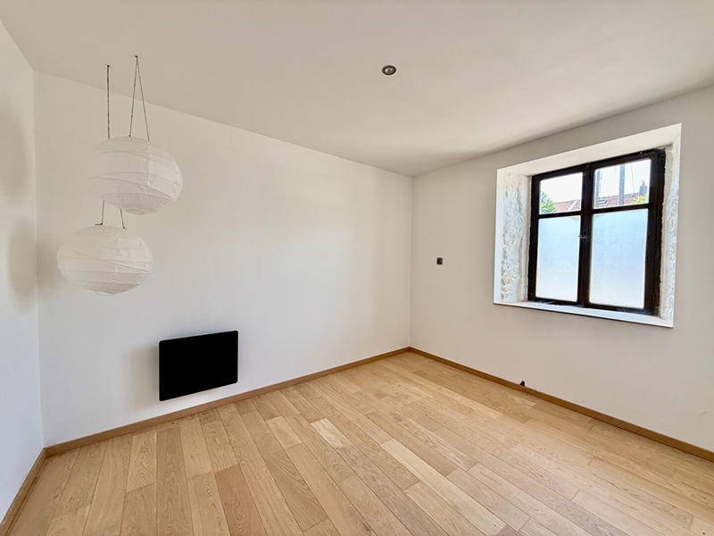 Maison - 456 m² - 10 pièces