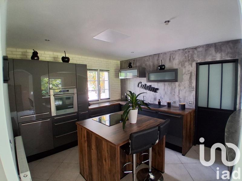 Maison - 174 m² - 6 pièces