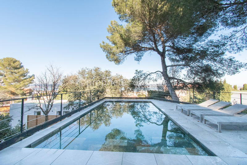 Maison - 137 m² - 4 pièces