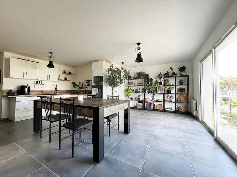 Maison - 75 m² - 3 pièces