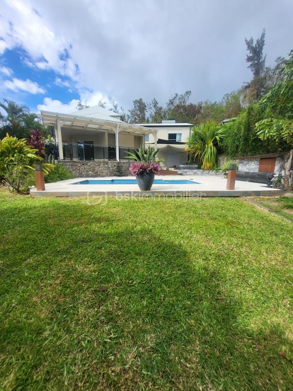 Villa - 200 m² - 5 pièces