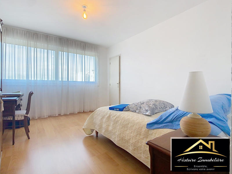 Appartement - 105 m² - 5 pièces