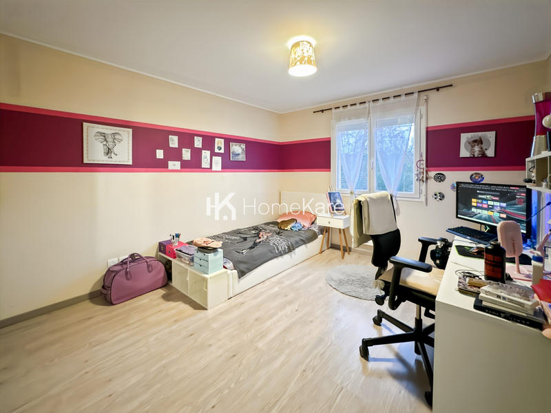 Maison - 100 m² - 4 pièces