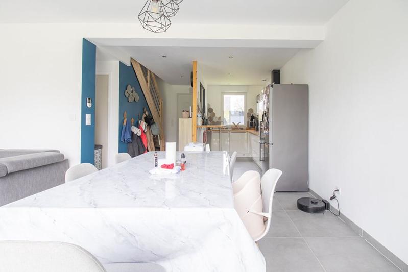 Maison - 94 m² - 4 pièces