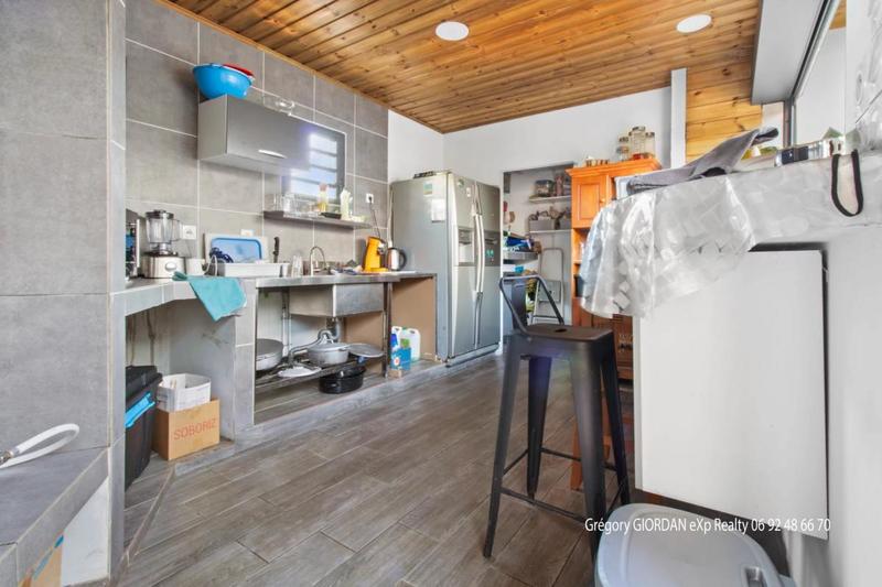 Maison - 130 m² - 4 pièces