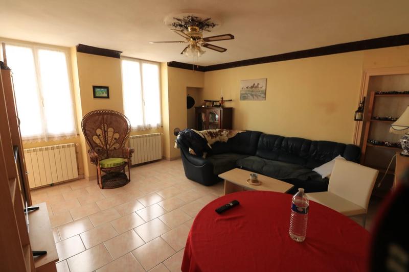 Immeuble mixte - 8 pièces