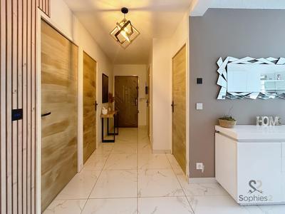 Appartement - 80 m² - 4 pièces