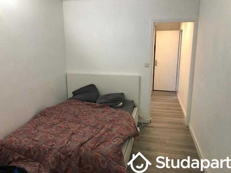 Chambre - 11 m² - 1 pièce