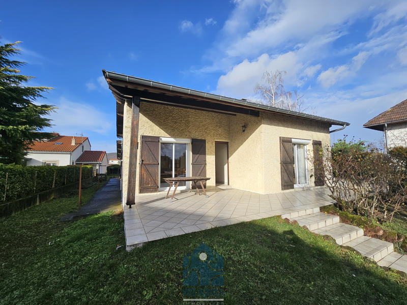 Maison - 98 m² - 6 pièces