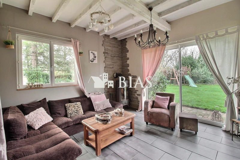 Maison - 96 m² - 5 pièces