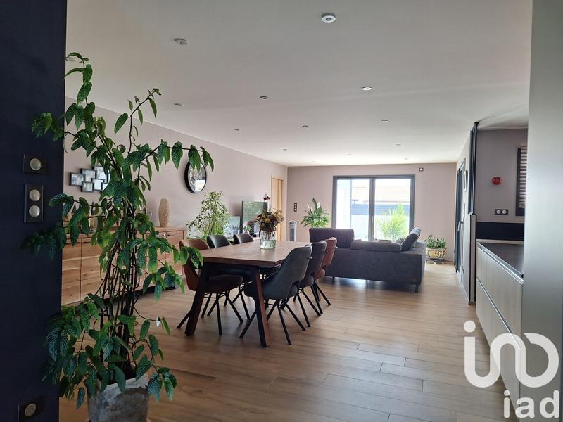 Maison - 153 m² - 5 pièces