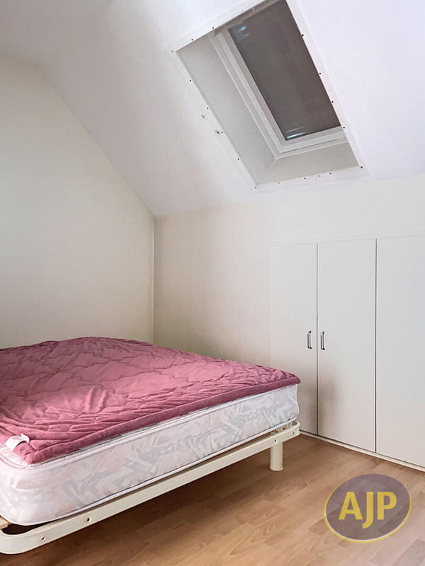 Maison - 73 m² - 5 pièces