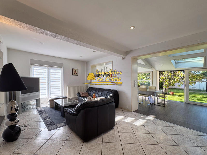 Maison - 200 m² - 6 pièces