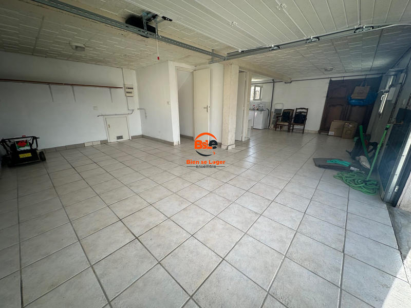 Maison - 97 m² - 5 pièces