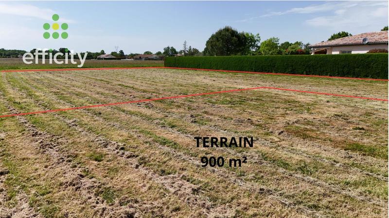 Terrain - 900 m²