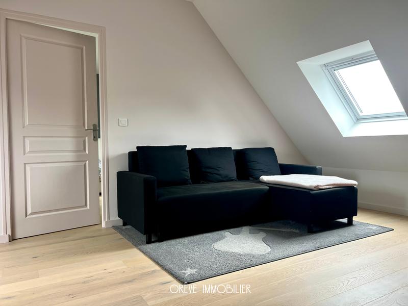 Maison - 165 m² - 8 pièces