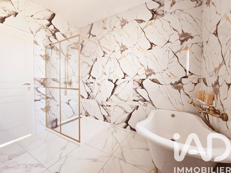 Maison - 80 m² - 5 pièces