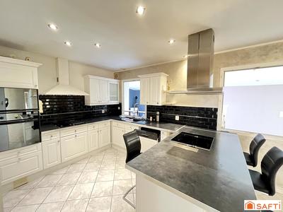 Maison - 153 m² - 6 pièces