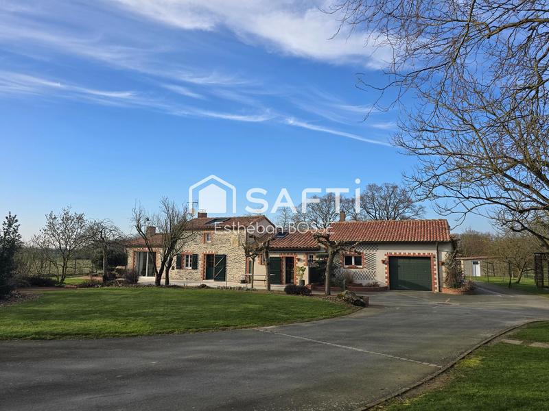 Maison - 137 m² - 5 pièces