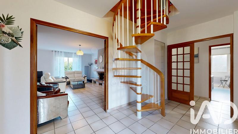 Maison - 171 m² - 6 pièces