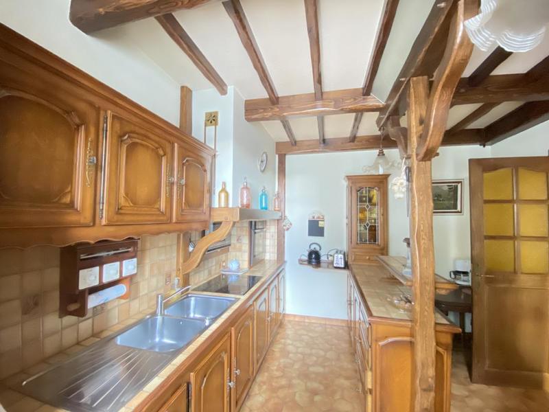 Maison - 300 m² - 13 pièces