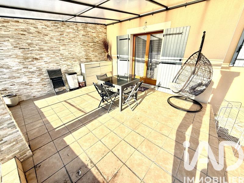 Maison - 111 m² - 7 pièces