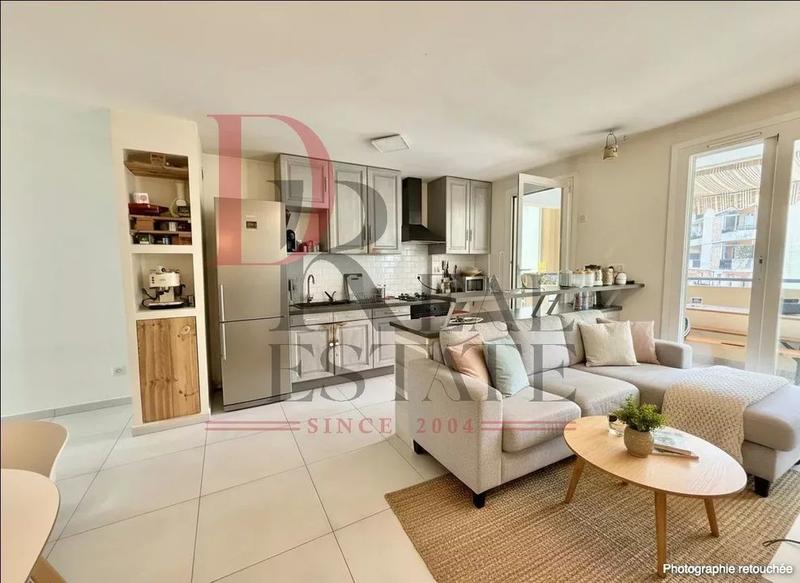 Appartement - 65 m² - 3 pièces