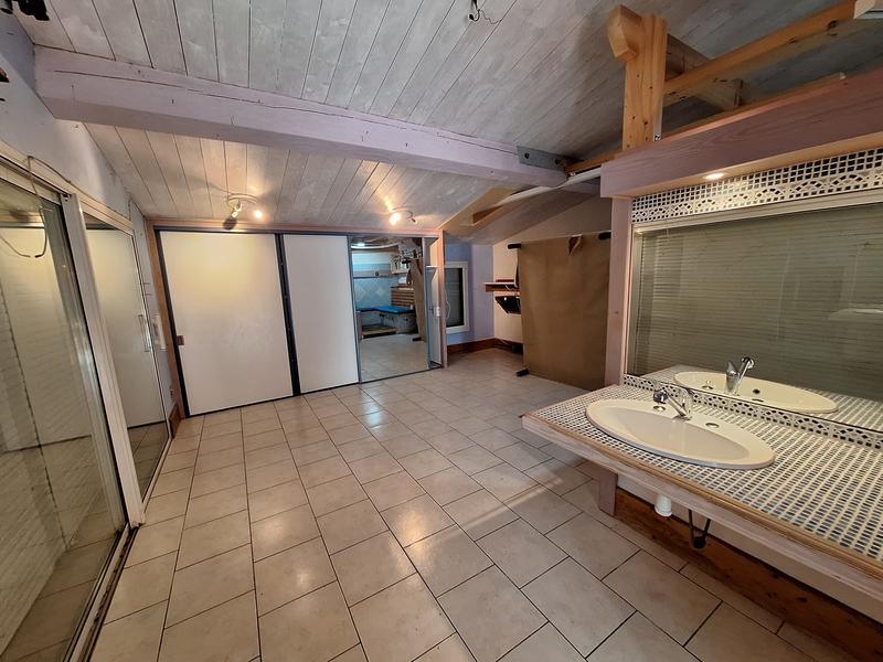 Maison traditionnelle - 86 m² - 5 pièces