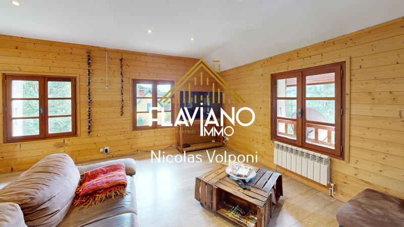 Appartement - 193 m² - 5 pièces