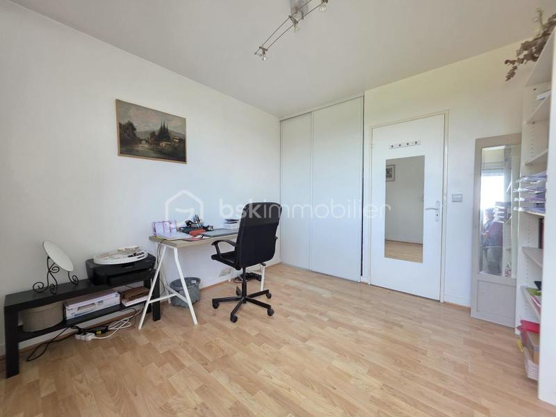 Appartement - 77 m² - 4 pièces
