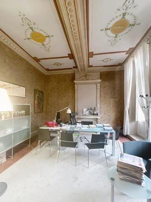 Local d'activité / Entrepôt - 168 m²