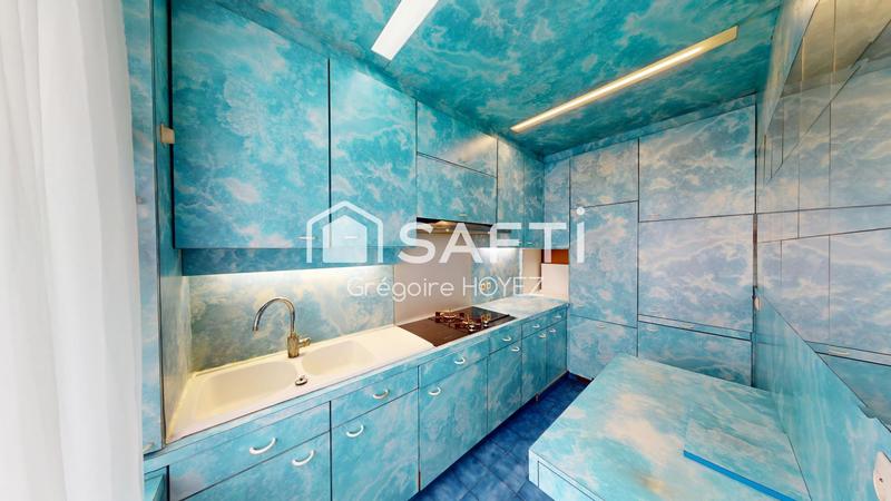 Maison - 236 m² - 9 pièces