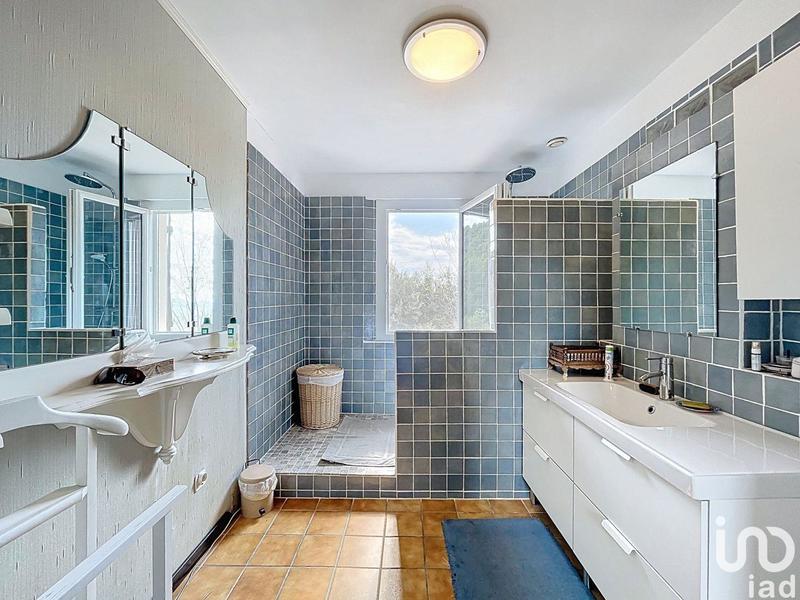 Maison - 150 m² - 4 pièces