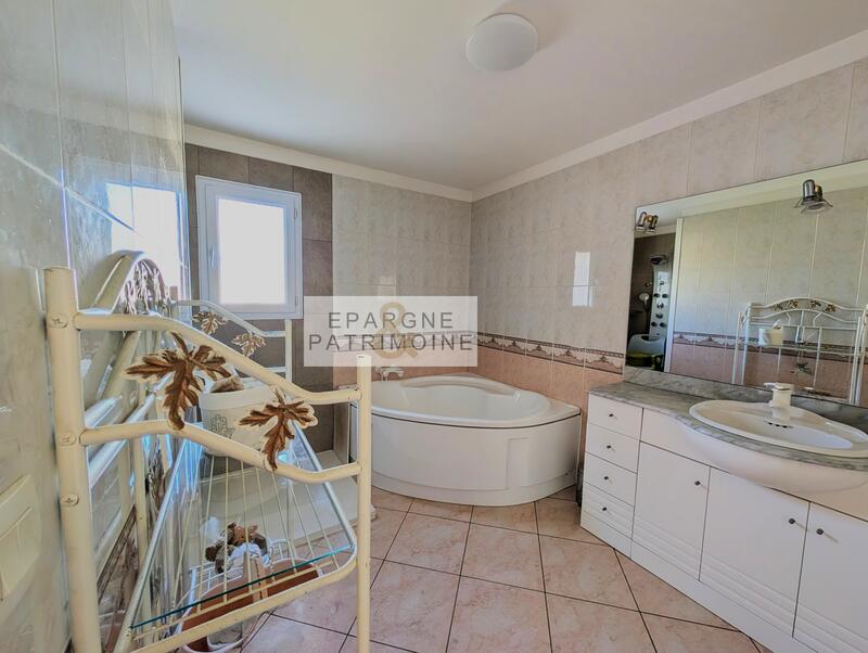 Maison - 152 m² - 5 pièces