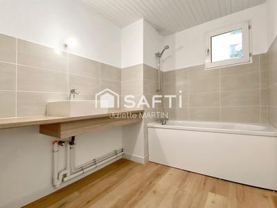 Appartement - 84 m² - 3 pièces