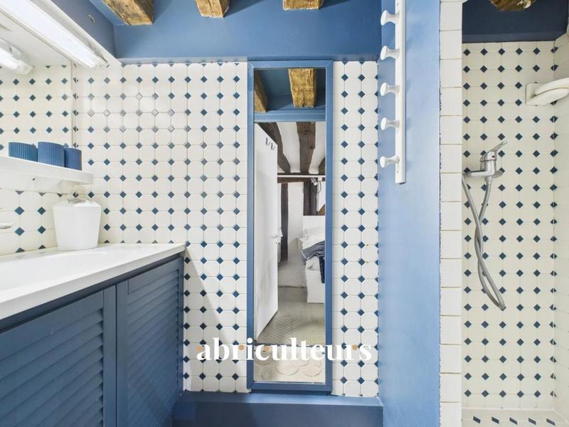 Appartement ancien - 58 m² - 2 pièces