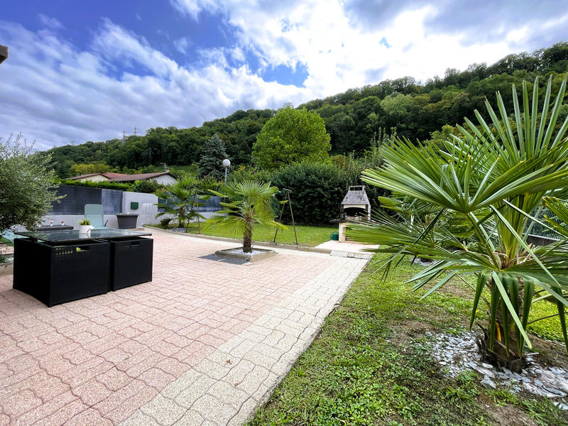 Villa - 107 m² - 5 pièces