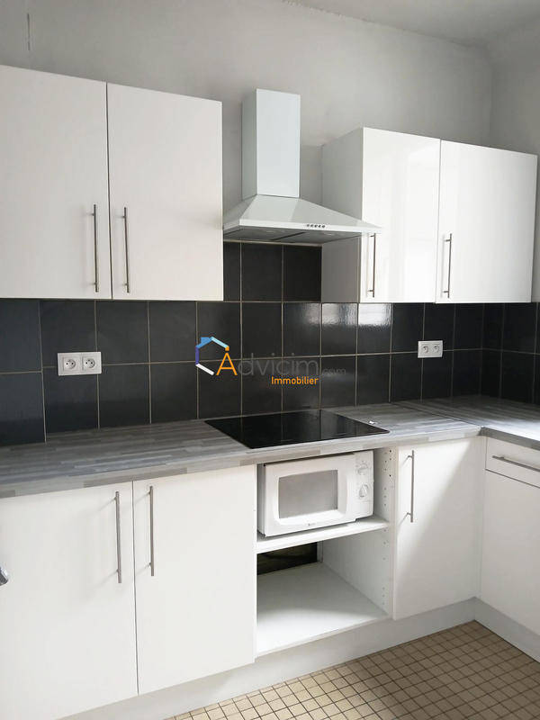 Appartement - 90 m² - 4 pièces