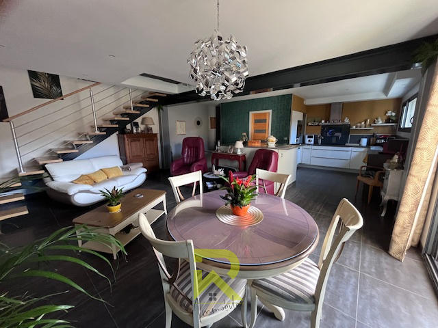 Maison de village - 109 m² - 4 pièces